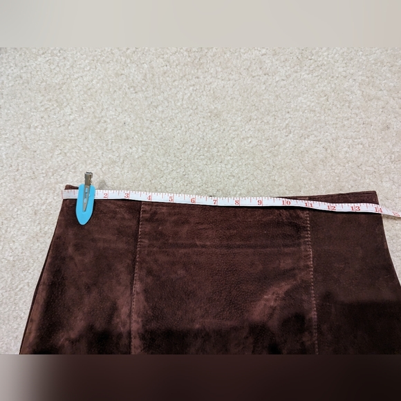 Gorgeous vintage Danier midi suede chocolate brown skirt - Picture 3 of 7